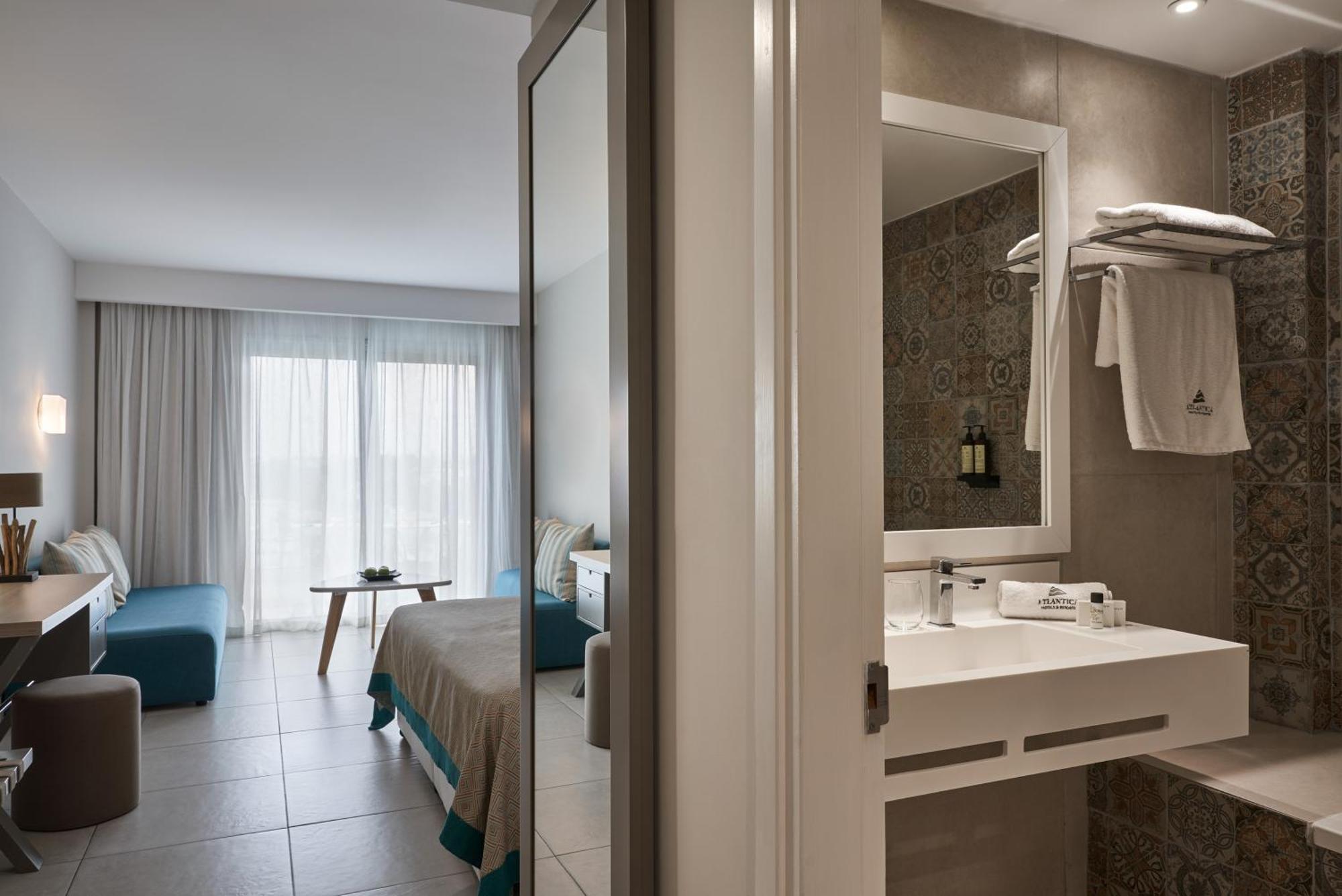 Twin or Double Room Inland View,1584857749:JPEG